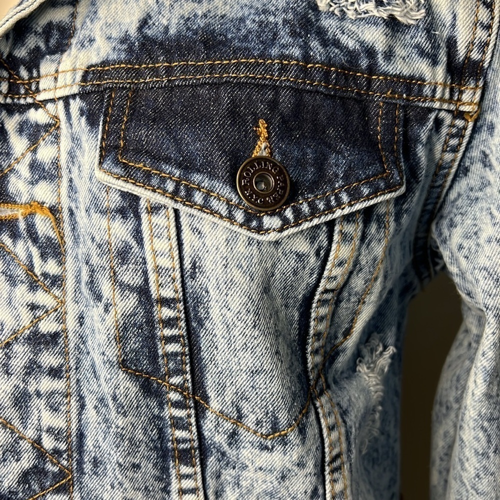 NWT DENIM JACKET - Picture 6 of 14